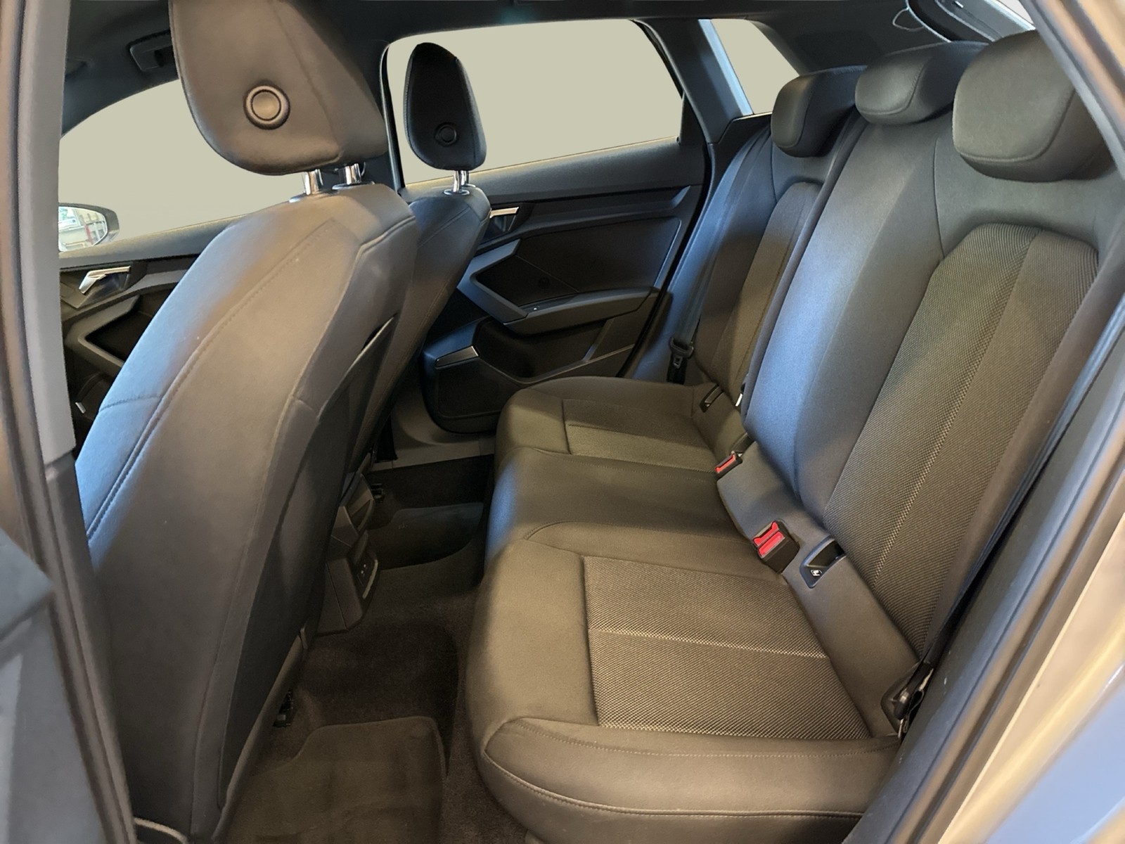 Audi A3 Sportback 35 B&O AHK ACC NAVI+ ALU SITZHEIZ.