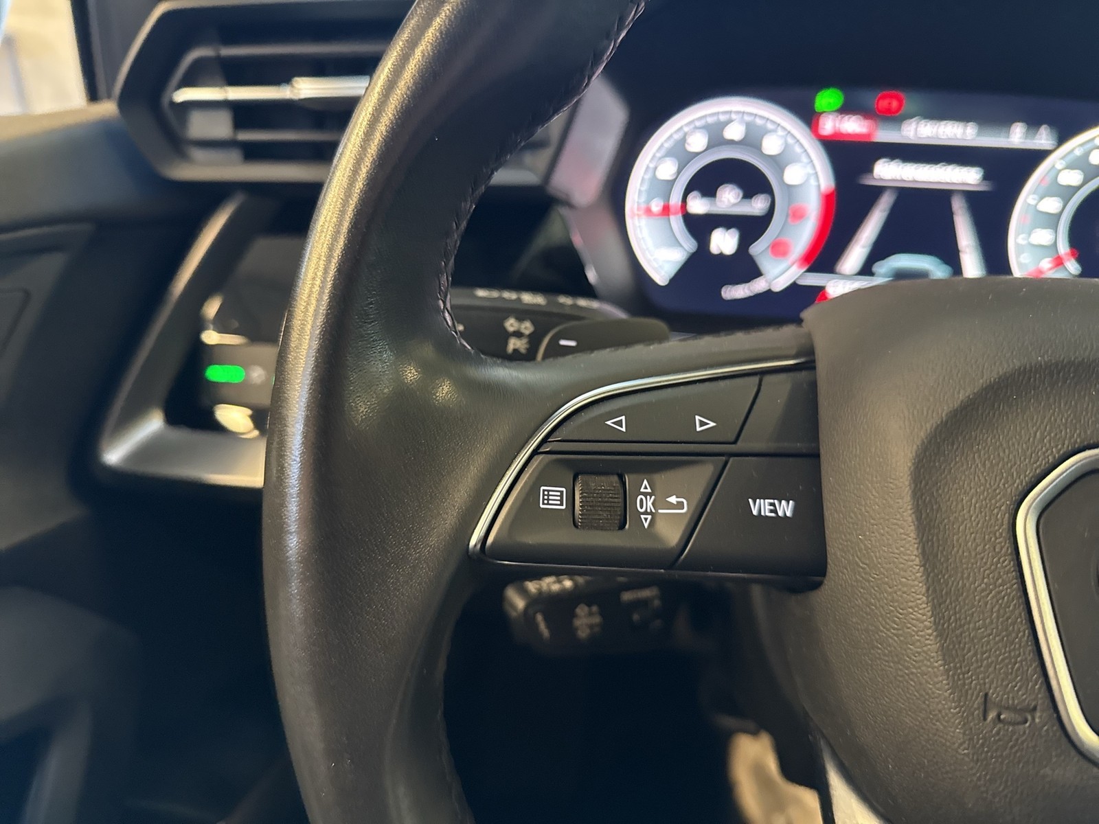 Audi A3 Sportback 35 B&O AHK ACC NAVI+ ALU SITZHEIZ.