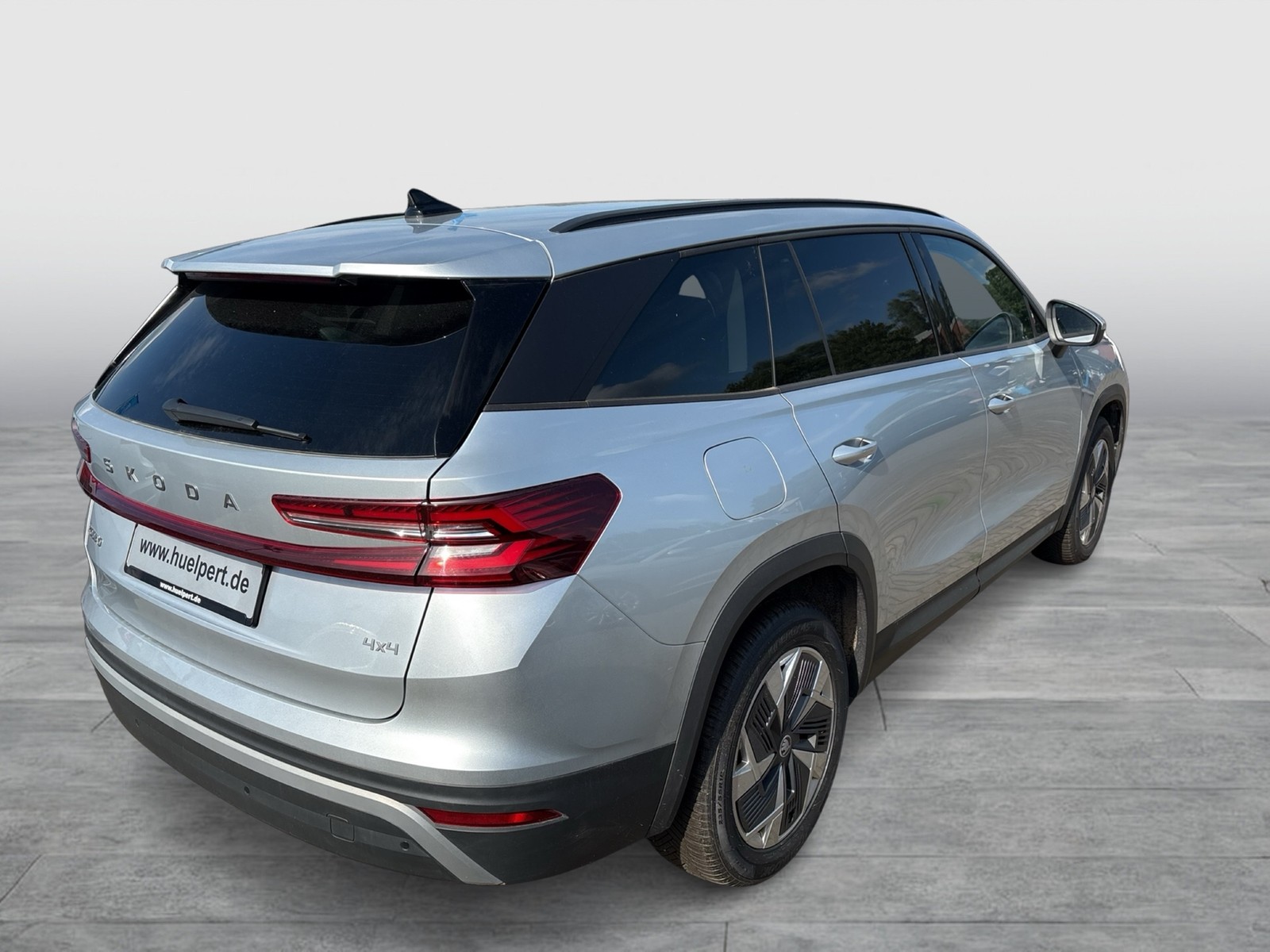 Skoda Kodiaq 2.0 SELECTION 4X4 7SITZE AHK CAM ACC LM18