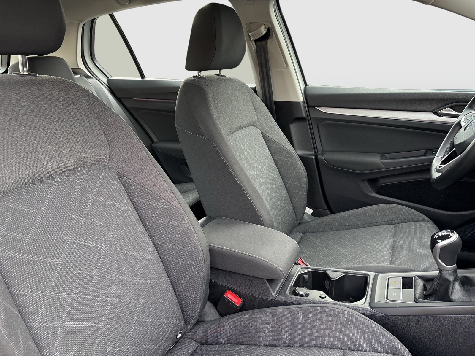 Volkswagen Golf 1.5 Life SITZHEIZUNG KAMERA AHK CARPLAY