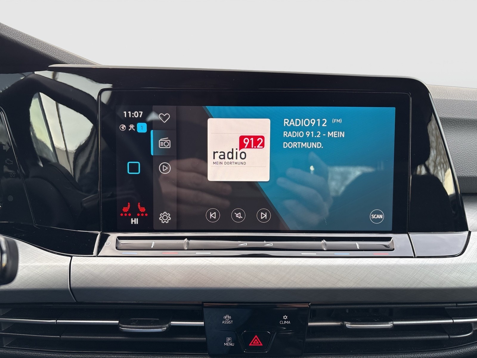 Volkswagen Golf 1.5 Life SITZHEIZUNG KAMERA AHK CARPLAY