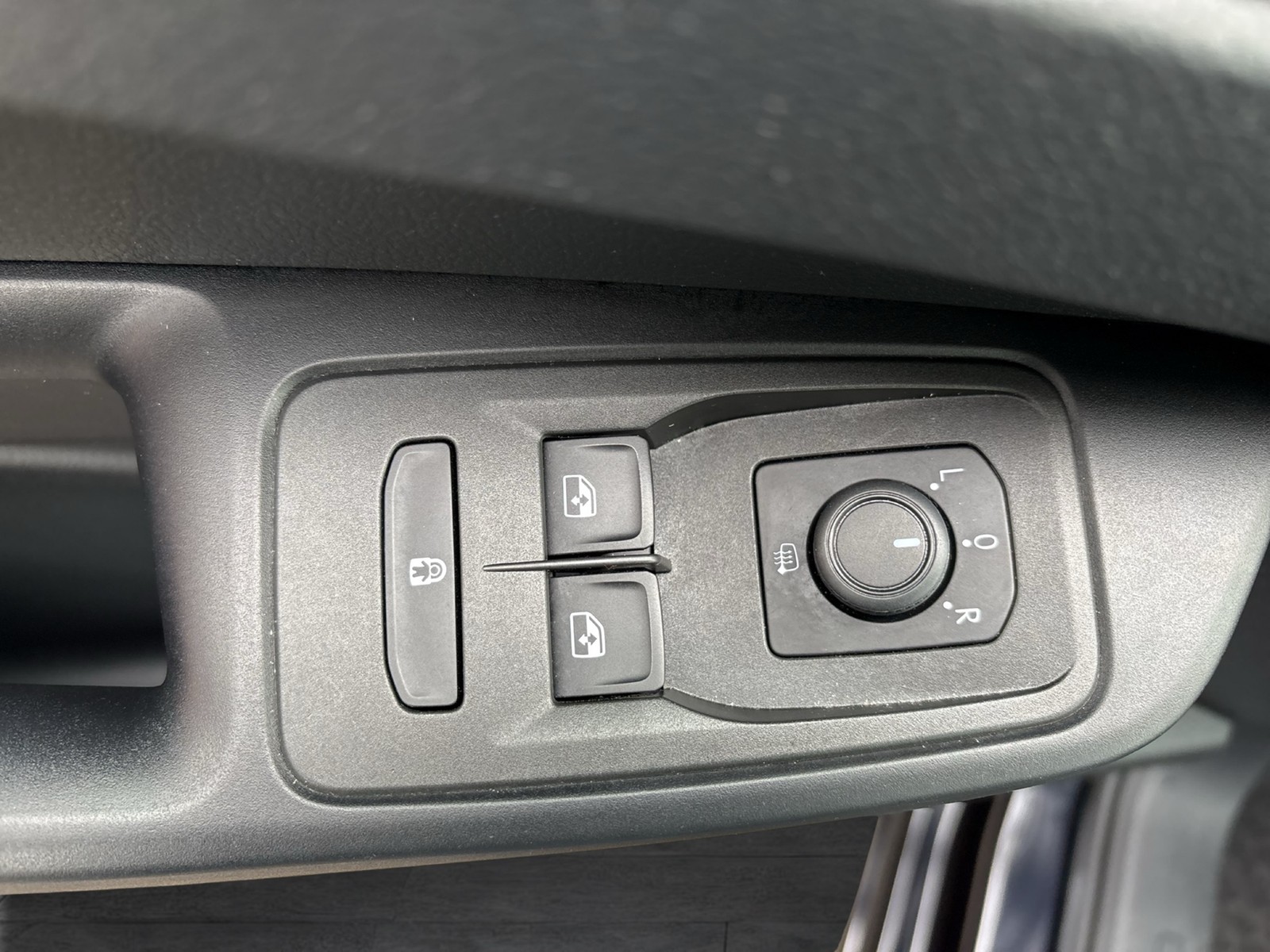 Volkswagen Caddy 1.5 Kombi NAVI ALU SITZHEIZ. EINPARKHILFE