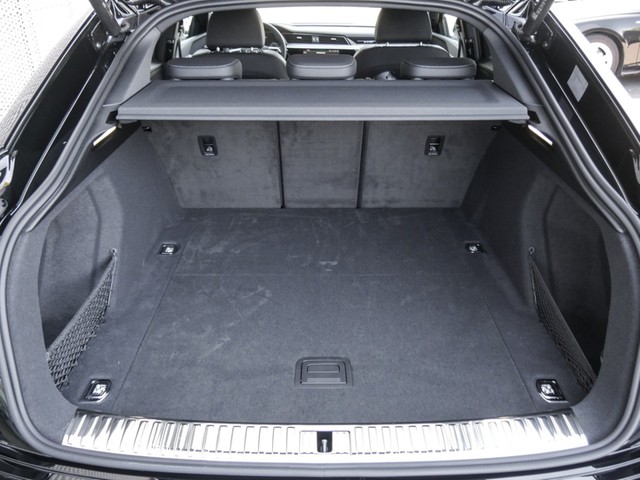 Audi Q8 e-tron Sportback 50 Qu. S LINE HeadUp eSITZE eKLAPPE MATRIX