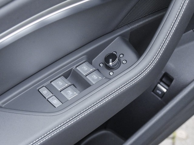 Audi Q8 e-tron Sportback 50 Qu. S LINE HeadUp eSITZE eKLAPPE MATRIX