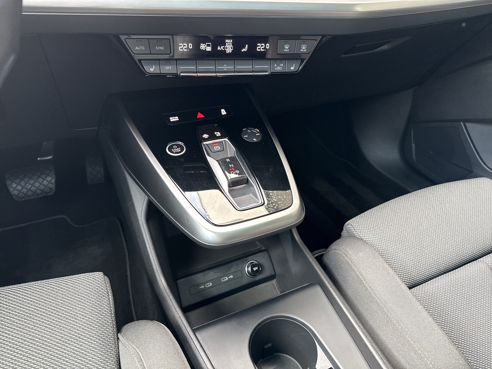 Audi Q4 e-tron Sportback 40 S LINE PANO KAMERA ALU20