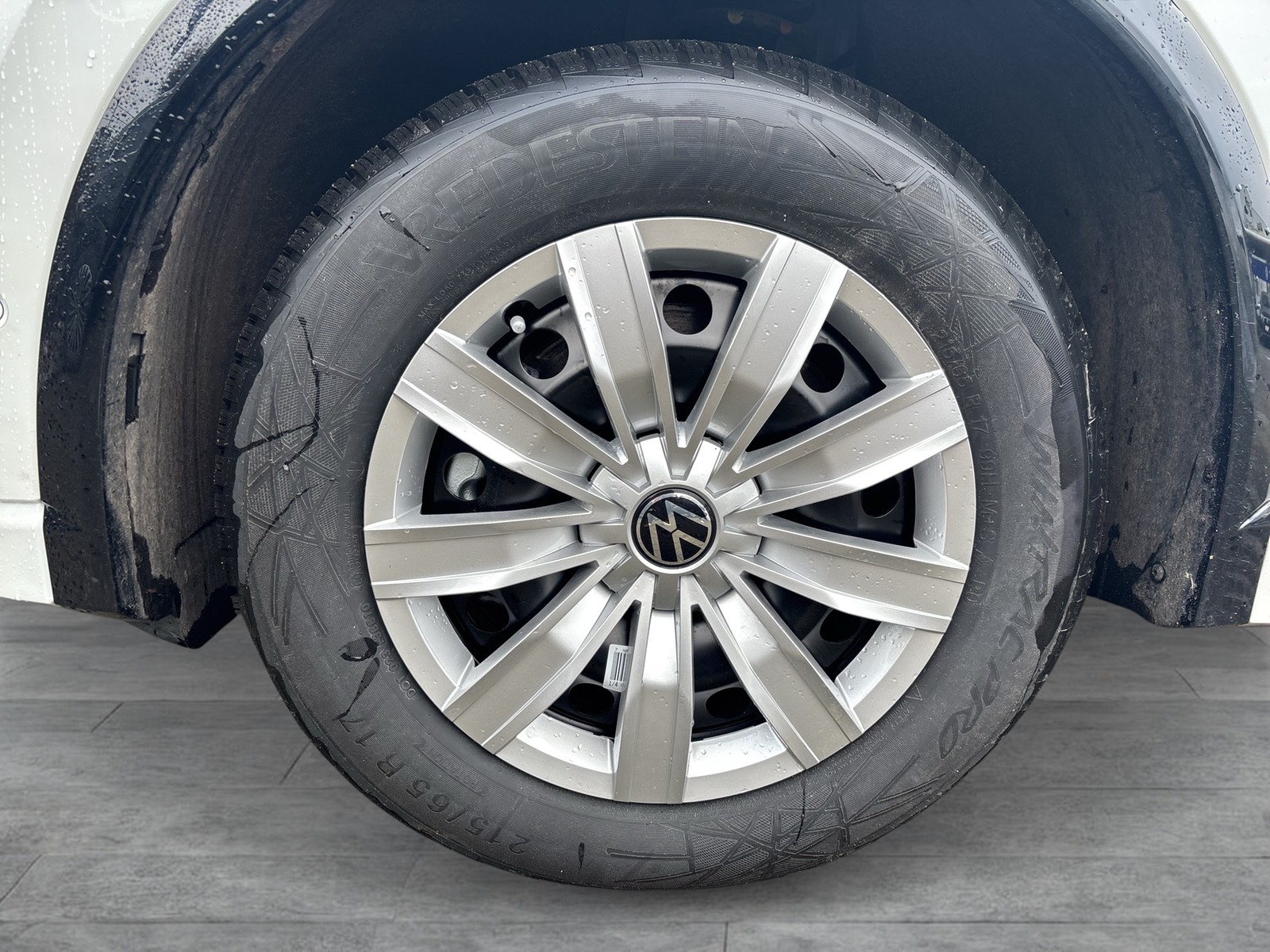 Volkswagen Tiguan 1.5 HYBRID R-LINE PANO AHK 360CAM LM19