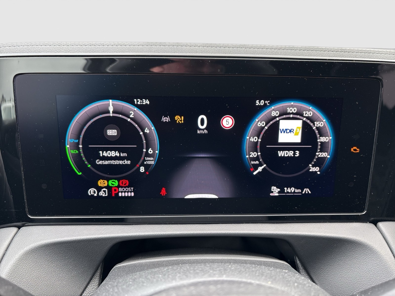 Volkswagen Tiguan 1.5 HYBRID R-LINE PANO AHK 360CAM LM19