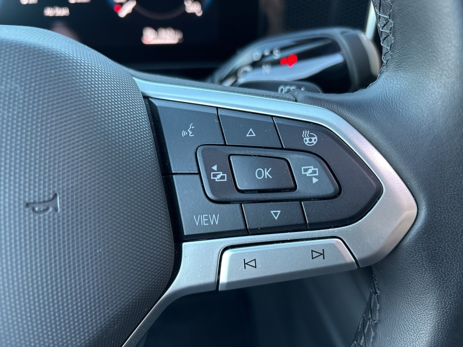 Volkswagen Passat Variant 1.5 eTSI BUSINESS AHK 360CAM ACC