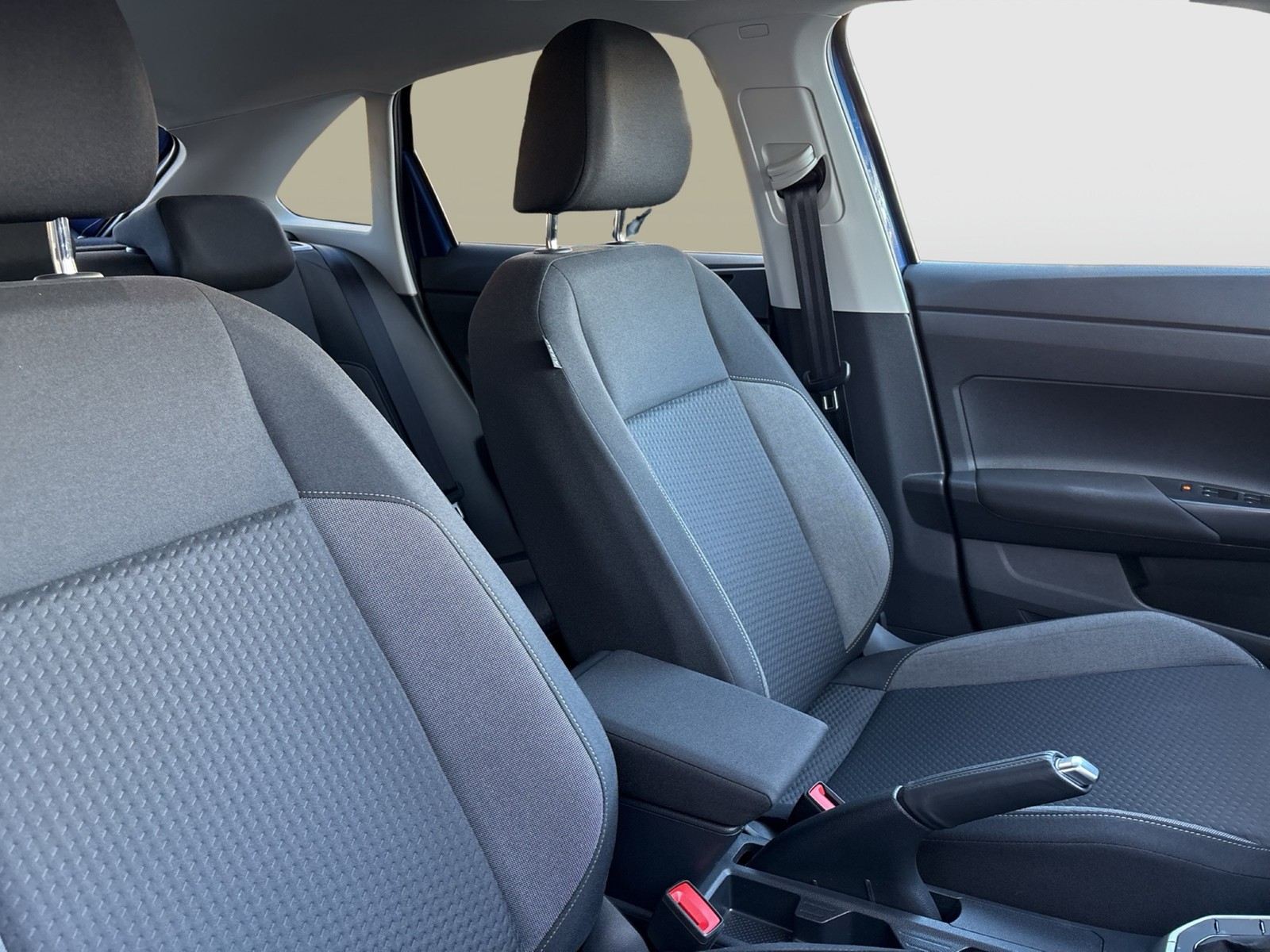 Volkswagen Taigo 1.5 LIFE ACC CARPLAY LM17 SITZHEIZUNG LED