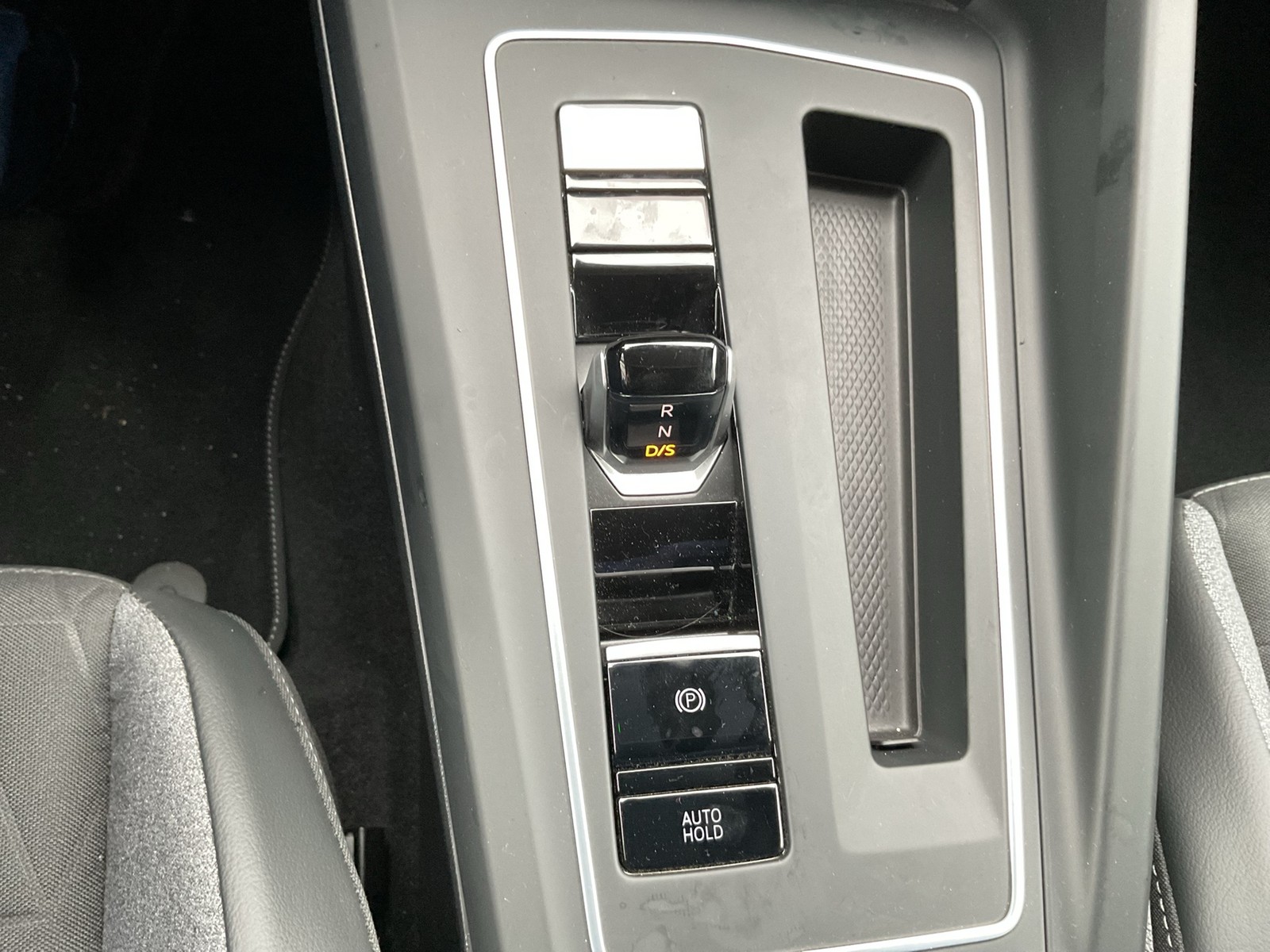 Volkswagen Golf Variant VIII 2.0 GOAL FACELIFT CAM CARPLAY