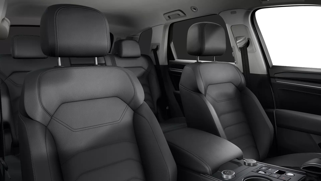 Volkswagen Touareg V6 NEUES MODELL AHK CAM ACC LUFTFEDERUNG