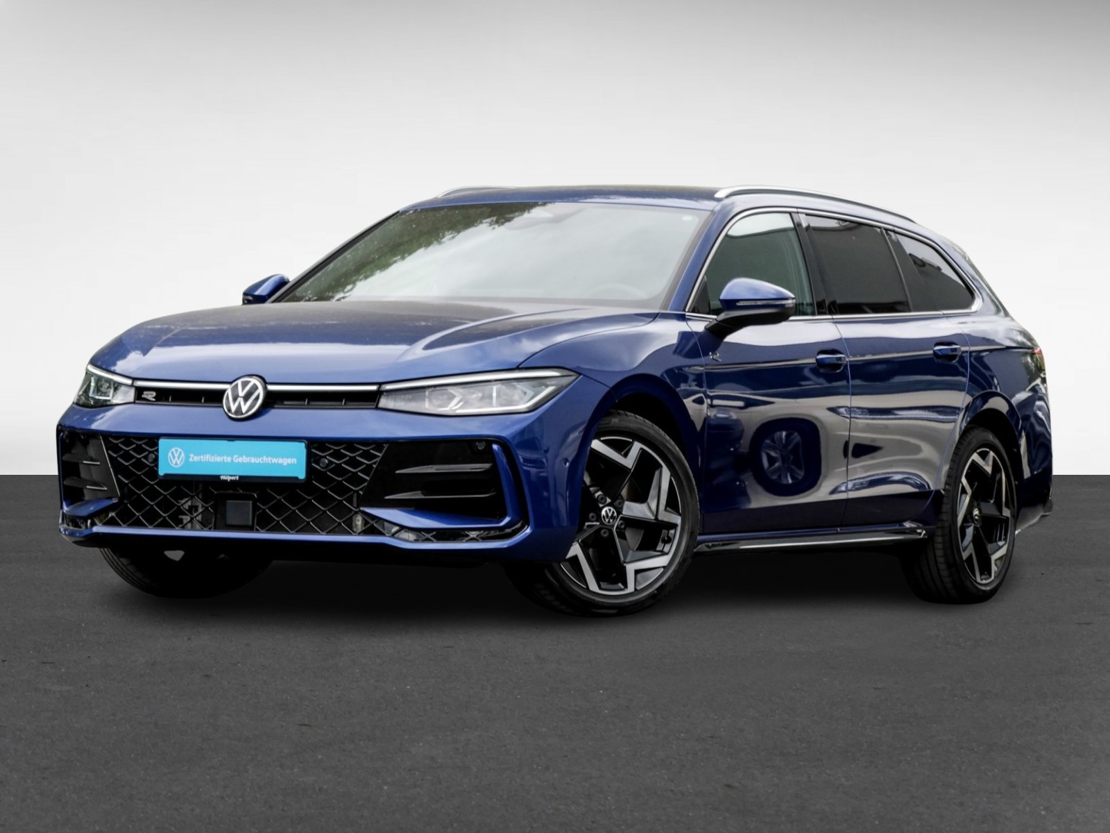 Volkswagen Passat Variant 2.0 R-LINE 4X4 NEUES MODELL PANO