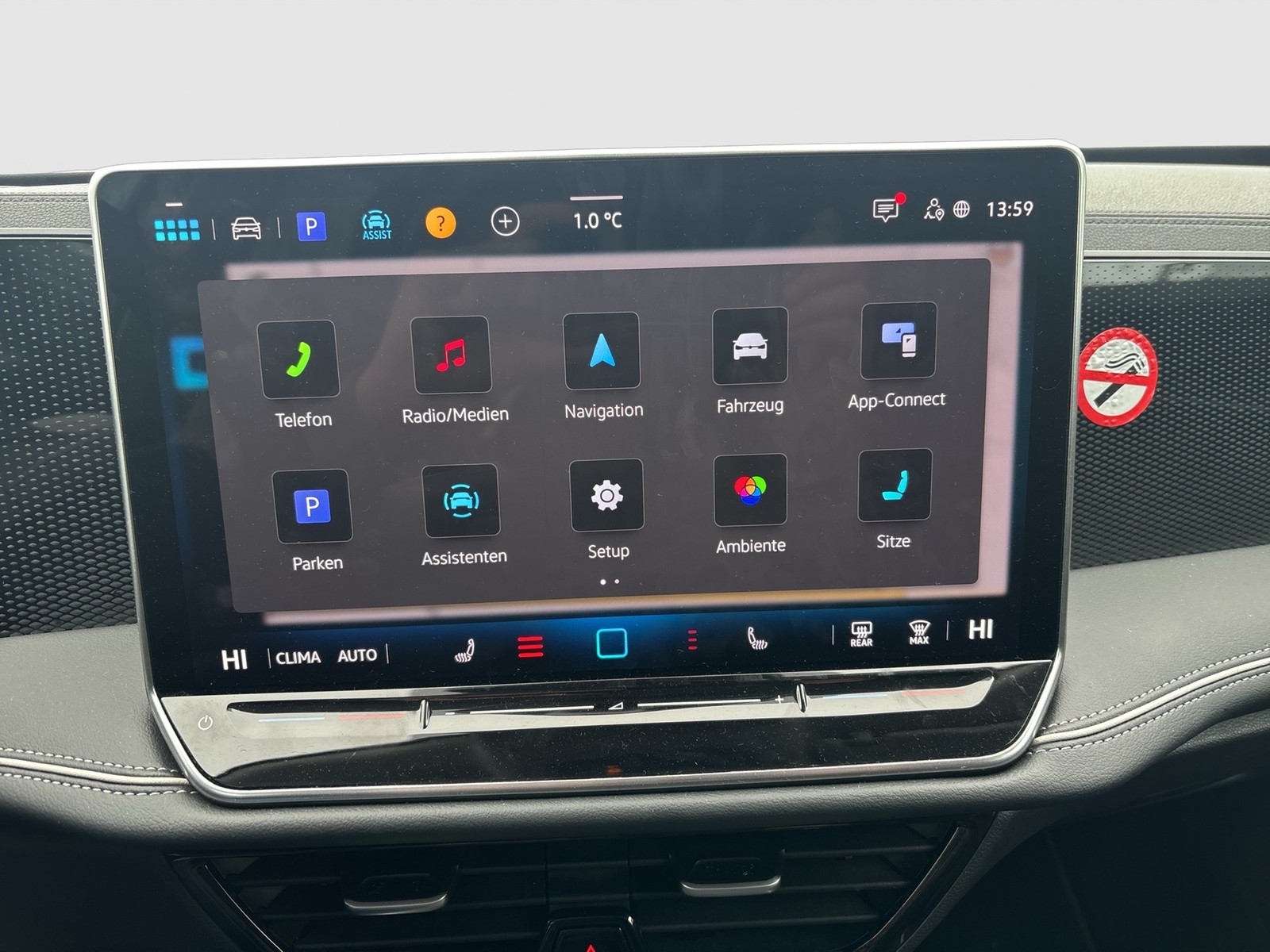 Volkswagen Passat Variant 1.5 eTSI BUSINESS NEUESMODELL AHK