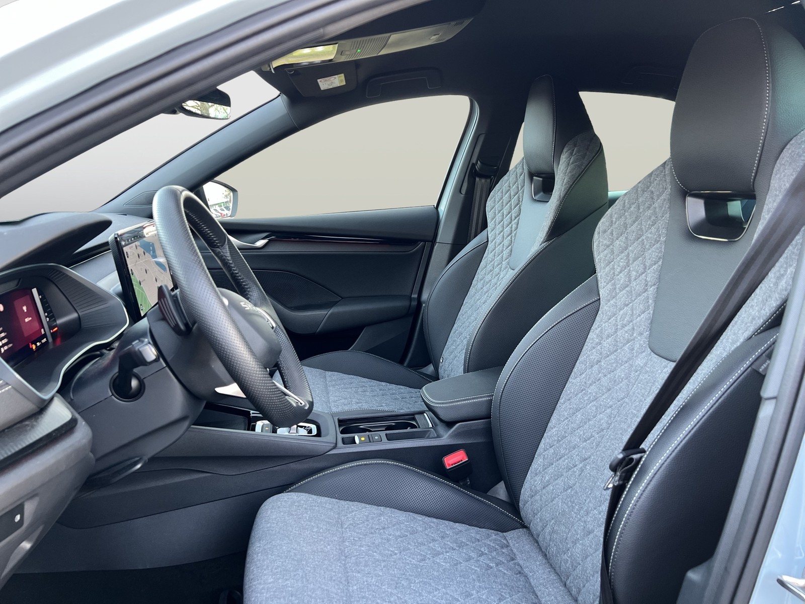 Skoda Octavia 1.5 e-TEC SPORTLINE CAM LM19 HEADUP NAVI