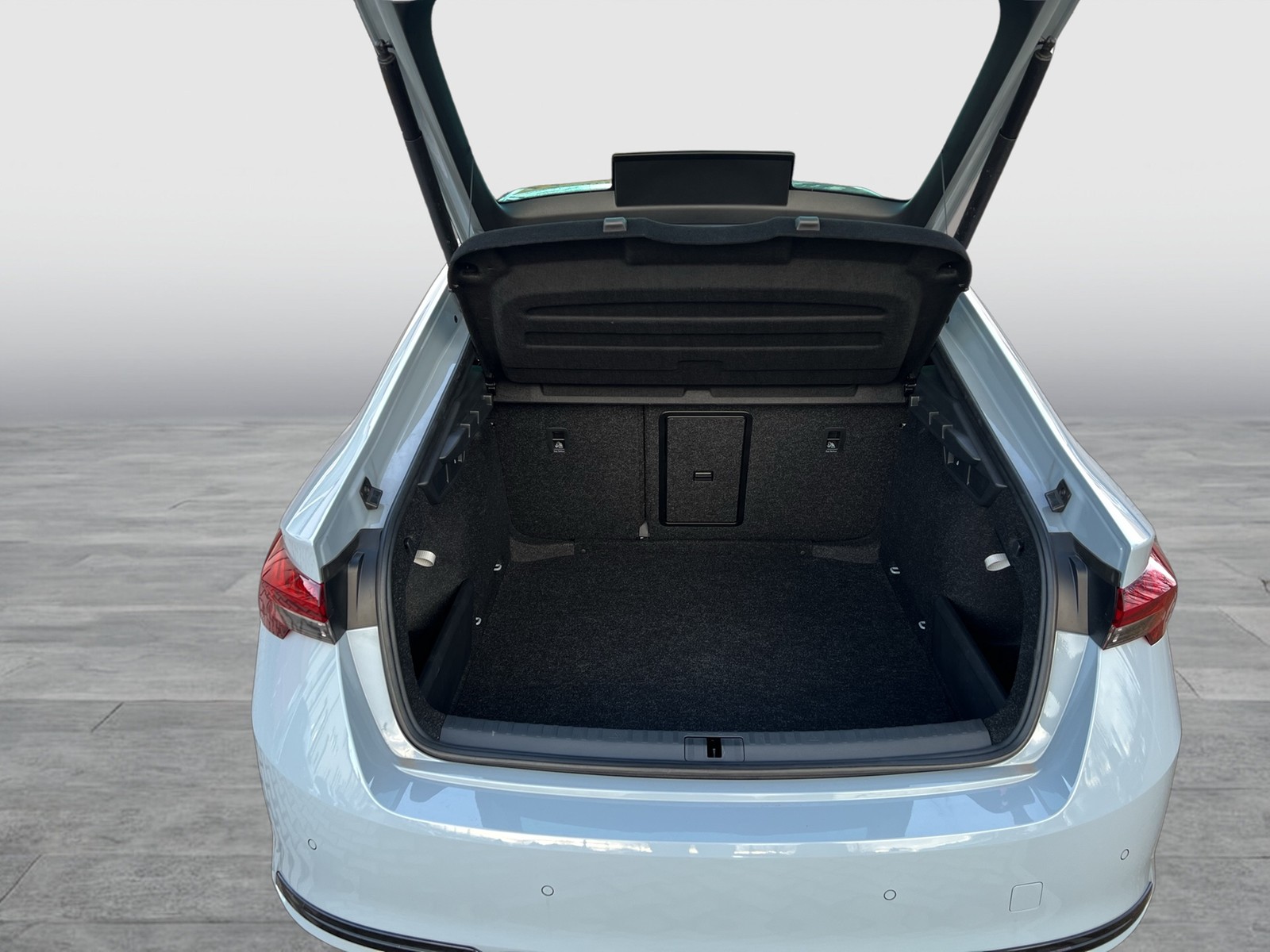 Skoda Octavia 1.5 e-TEC SPORTLINE CAM LM19 HEADUP NAVI