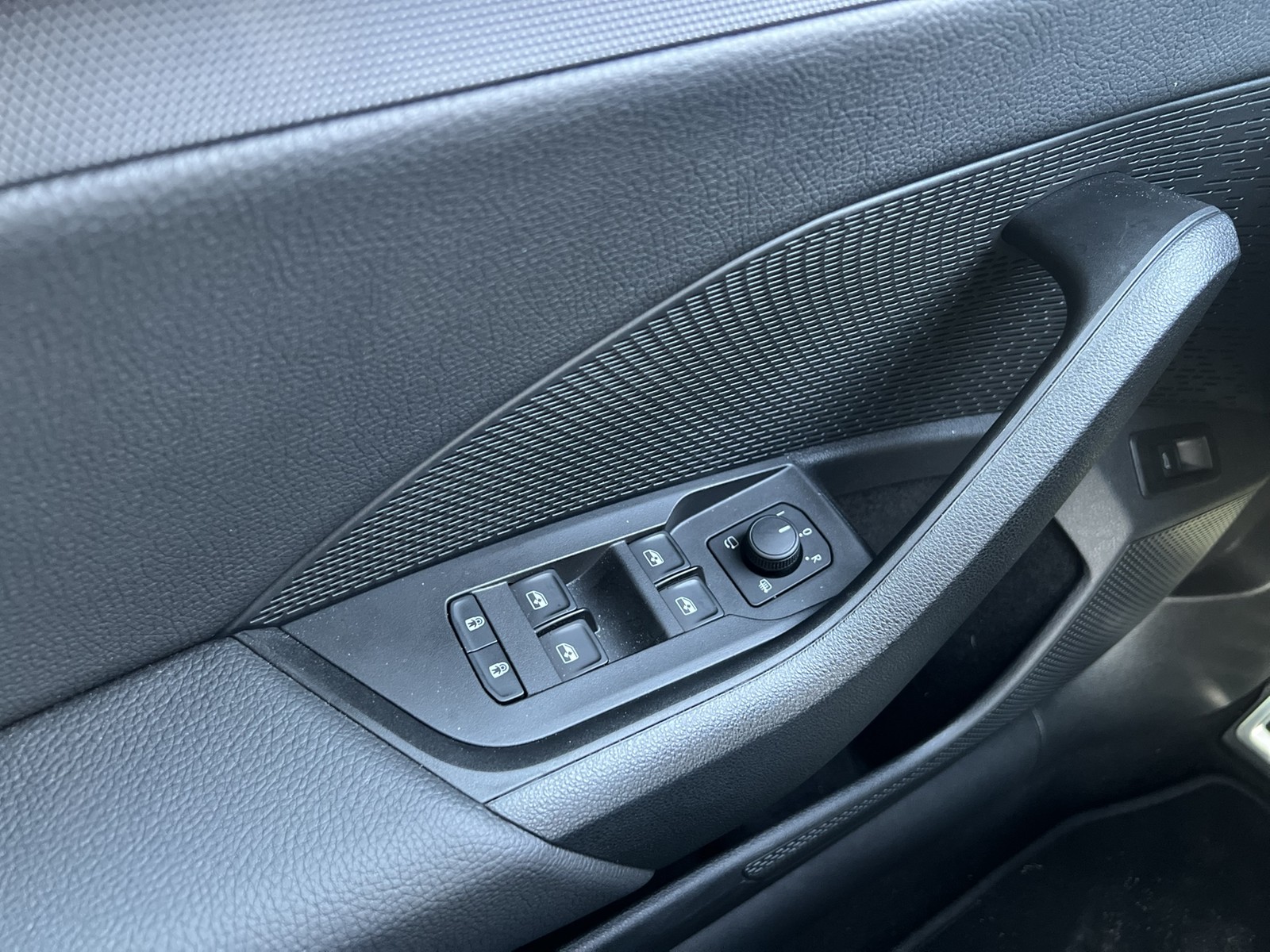 Skoda Octavia 1.5 e-TEC SPORTLINE CAM LM19 HEADUP NAVI