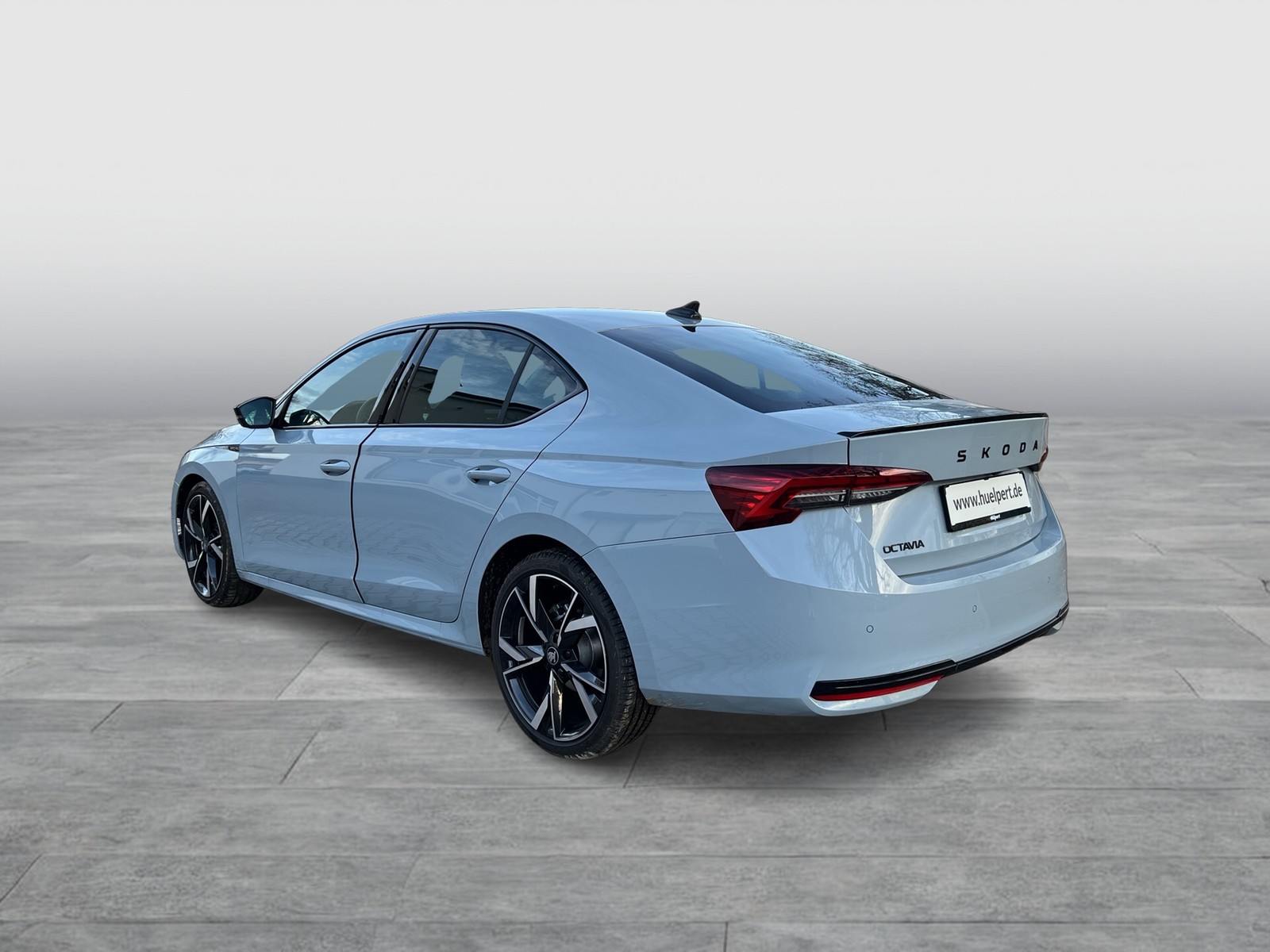 Skoda Octavia 1.5 e-TEC SPORTLINE CAM LM19 HEADUP NAVI
