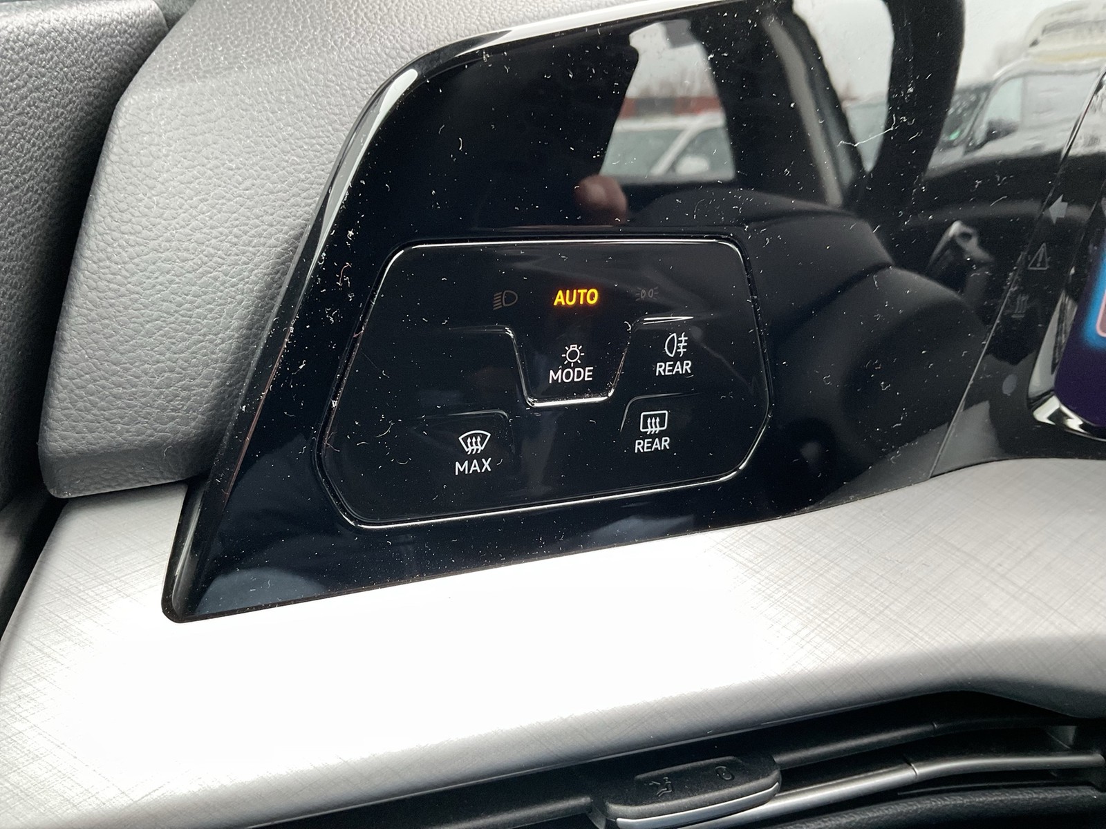 Volkswagen Golf VIII 1.5 LIFE FACELIFT ACC CARPLAY SITZHEIZ