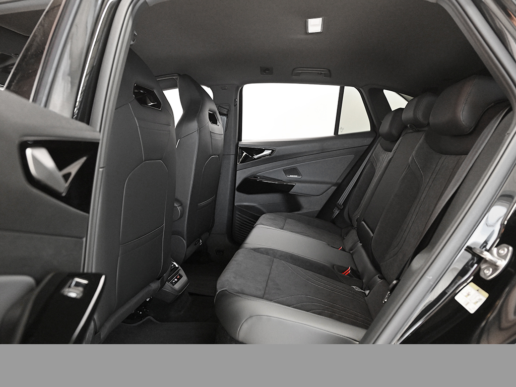 Volkswagen ID.4 PRO BLACK EDITION