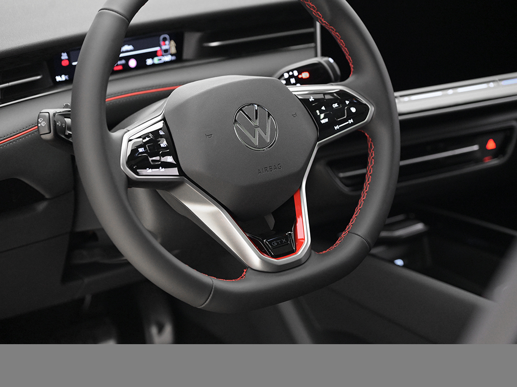 Volkswagen ID.7 Tourer GTX AHK WÄRMEPUMPE PANO eSITZE LM21