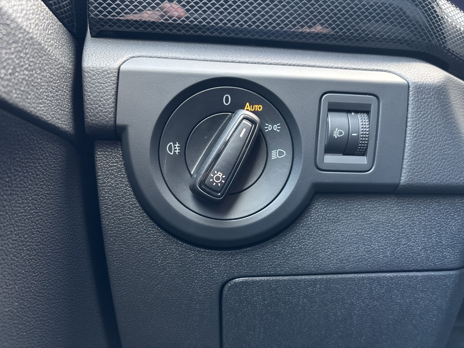 Volkswagen T-Cross 1.0 LIFE CAM ACC CARPLAY SITZHEIZUNG LED