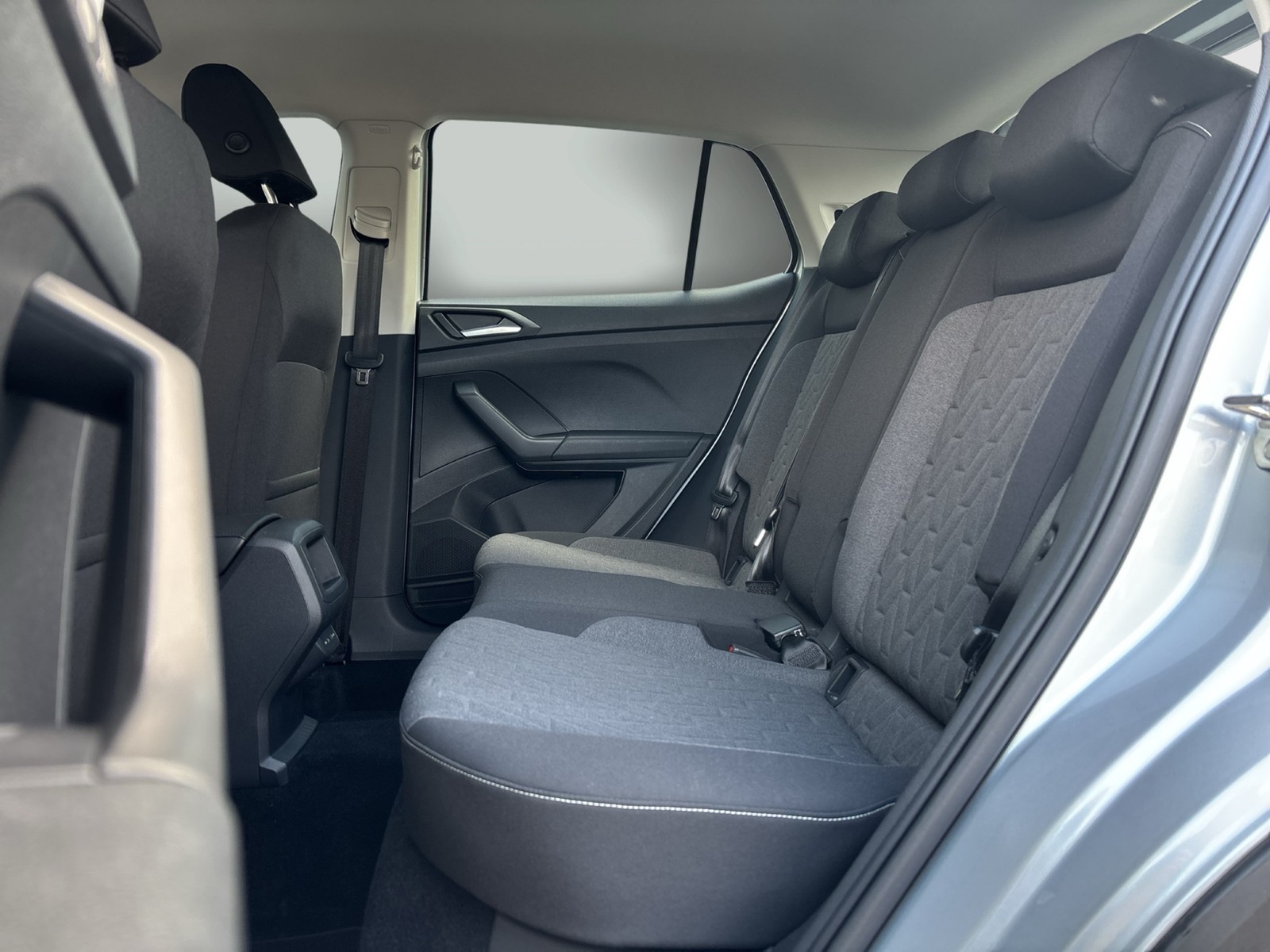 Volkswagen T-Cross 1.0 LIFE CAM ACC CARPLAY SITZHEIZUNG LED