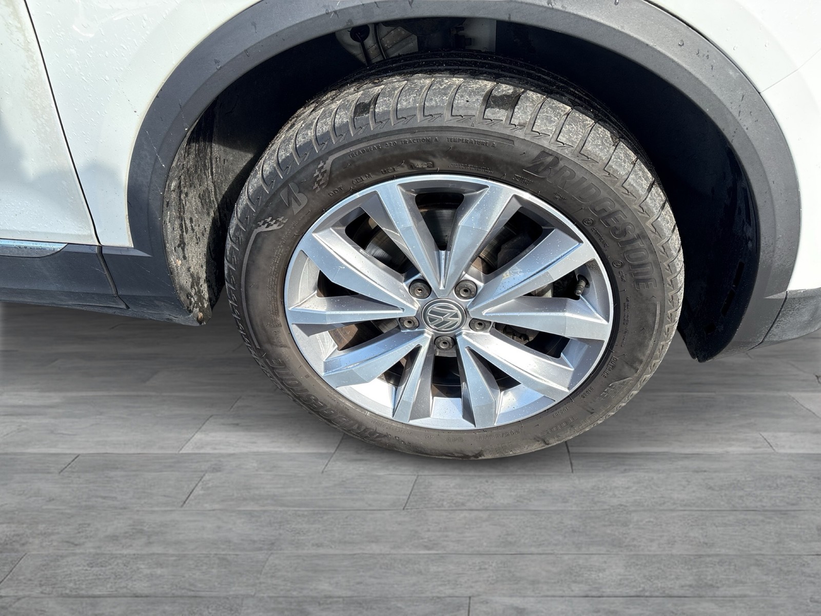 Volkswagen T-Roc 1.0 STYLE CARPLAY ALU SITZHEIZ. EINPARKH.