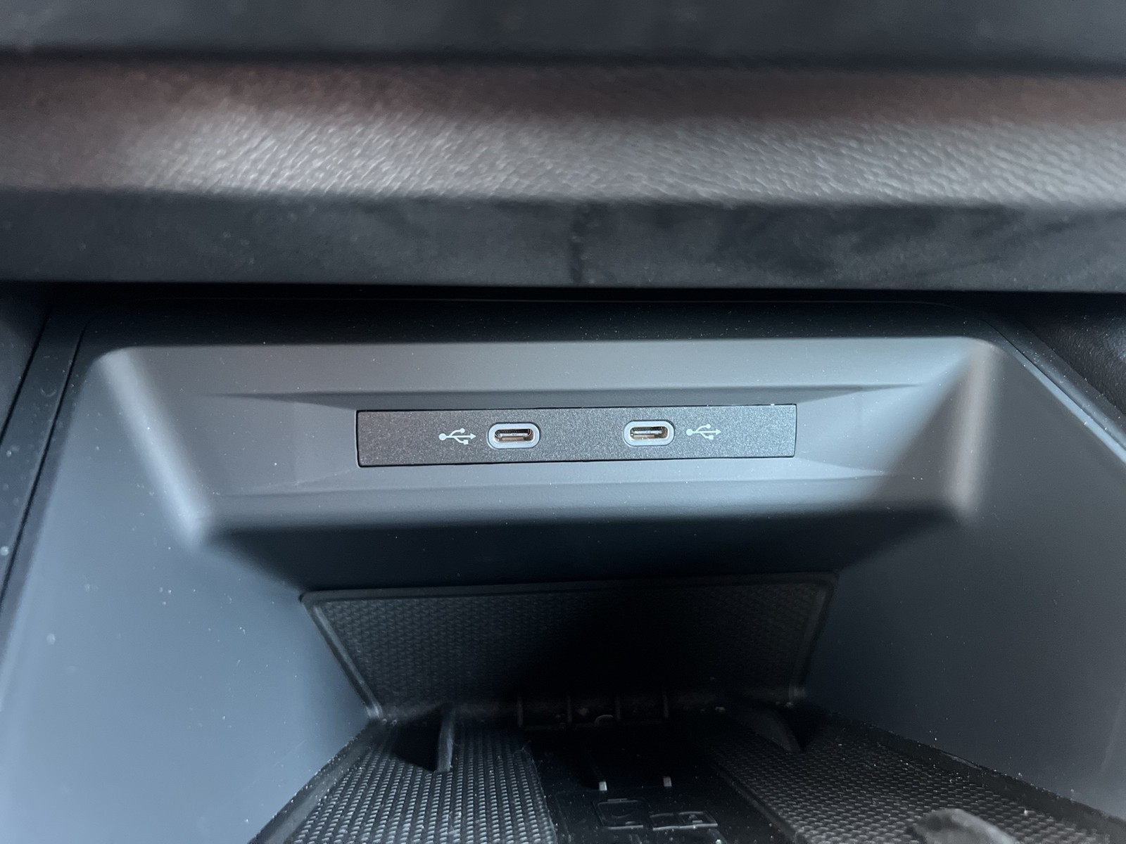 Cupra Leon 1.5 CAM ACC LM18 MATRIXLED E-KLAPPE NAVI