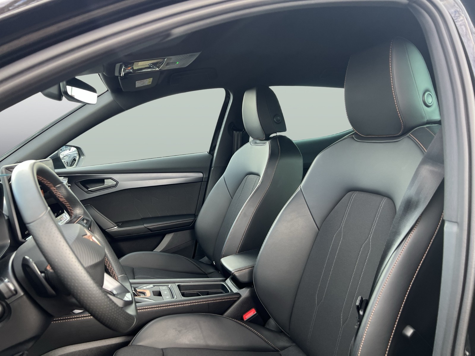 Cupra Formentor 1.5 eTSI 360°CAM ACC LM18 EKLAPPE NAVI