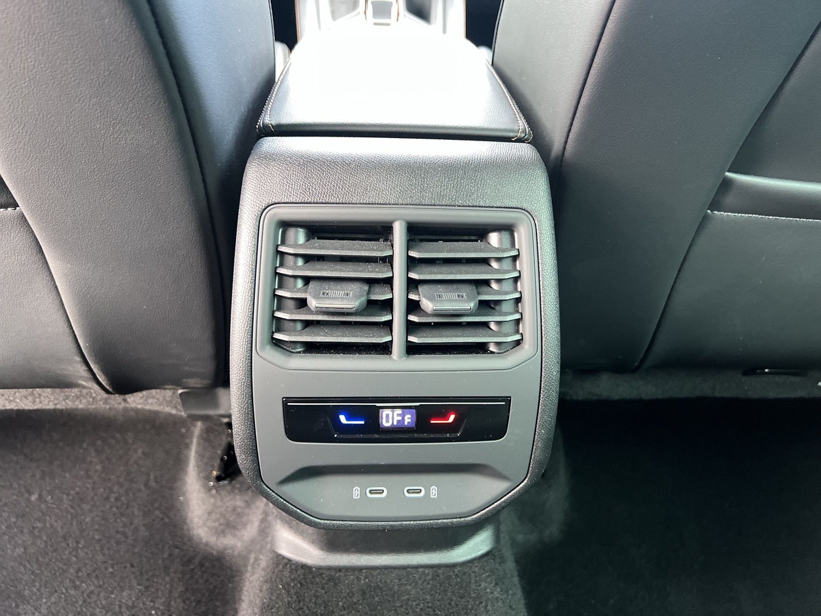 Cupra Formentor 1.5 eTSI 360°CAM ACC LM18 EKLAPPE NAVI