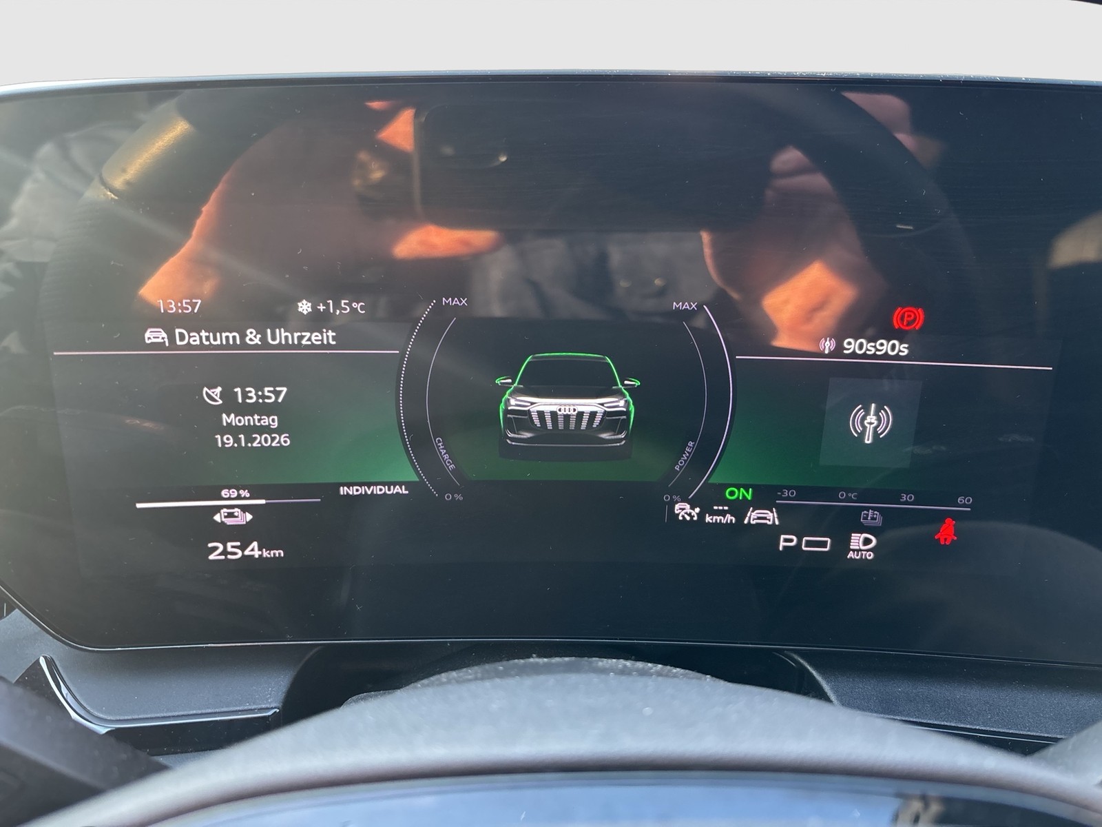 Audi Q6 e-tron quattro S LINE WÄRMEPUMPE B&O AHK LM21