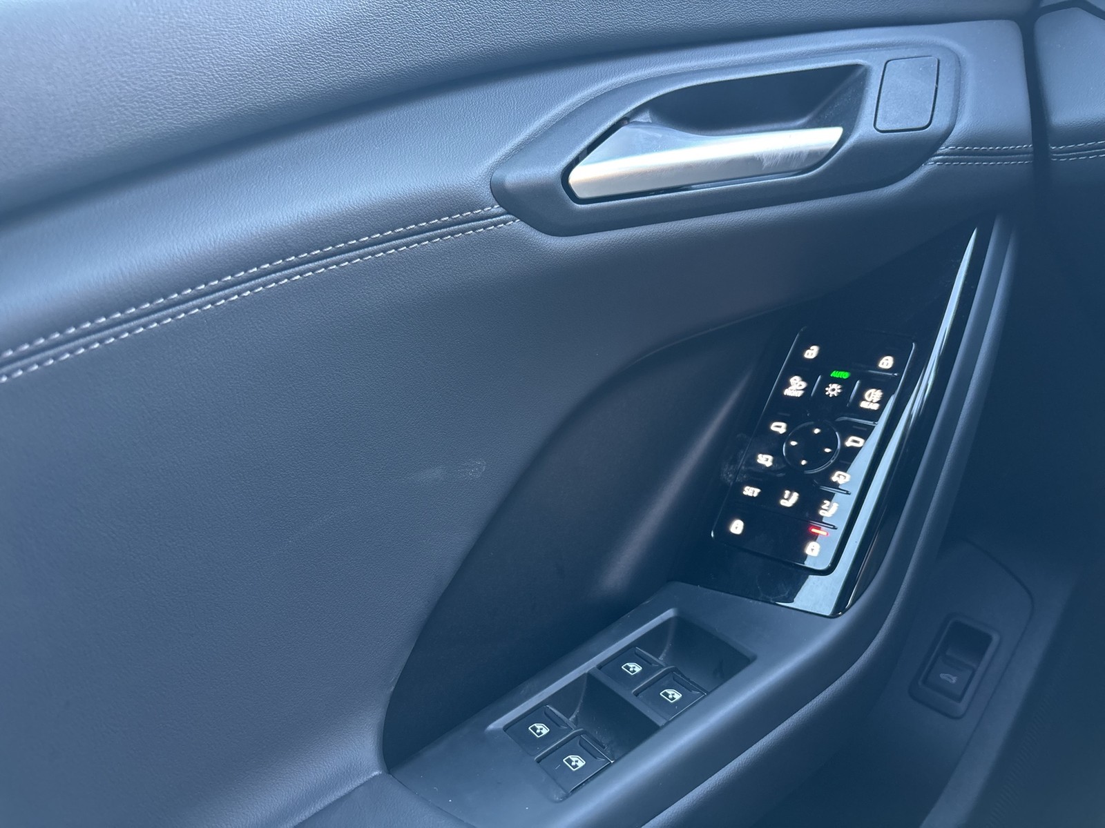 Audi Q6 e-tron quattro S LINE WÄRMEPUMPE B&O AHK LM21