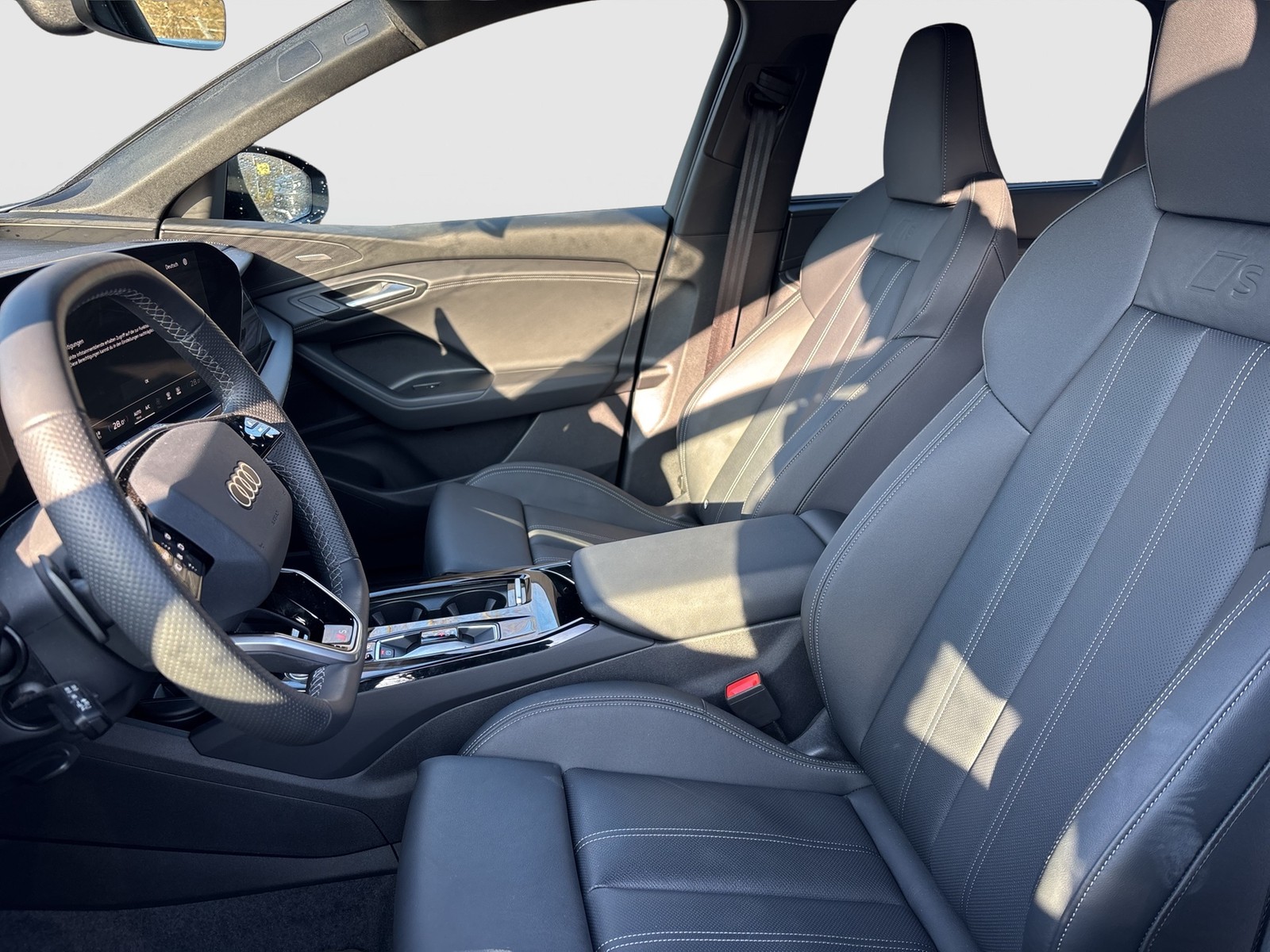 Audi Q6 e-tron quattro S LINE WÄRMEPUMPE B&O AHK LM21