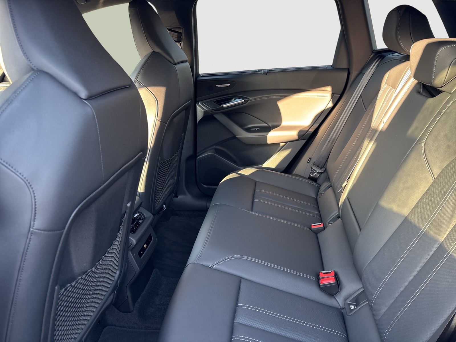 Audi Q6 e-tron quattro S LINE WÄRMEPUMPE B&O AHK LM21