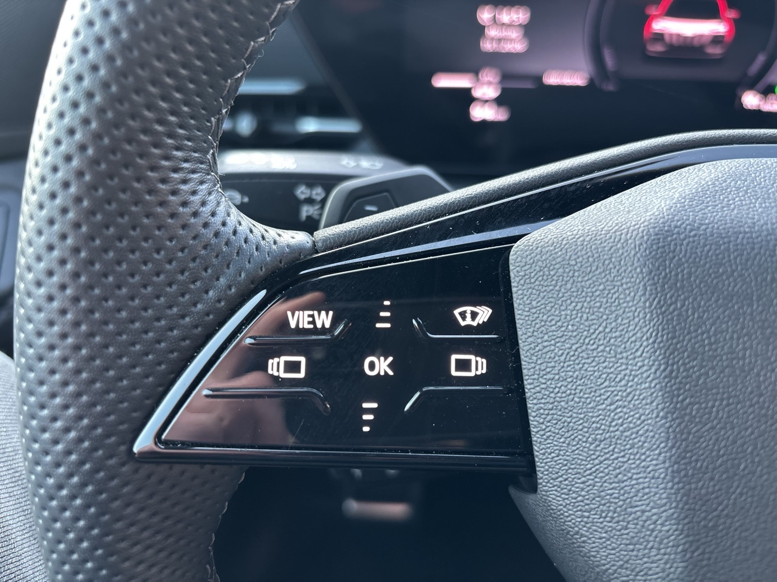 Audi Q6 e-tron quattro S LINE WÄRMEPUMPE B&O AHK LM21