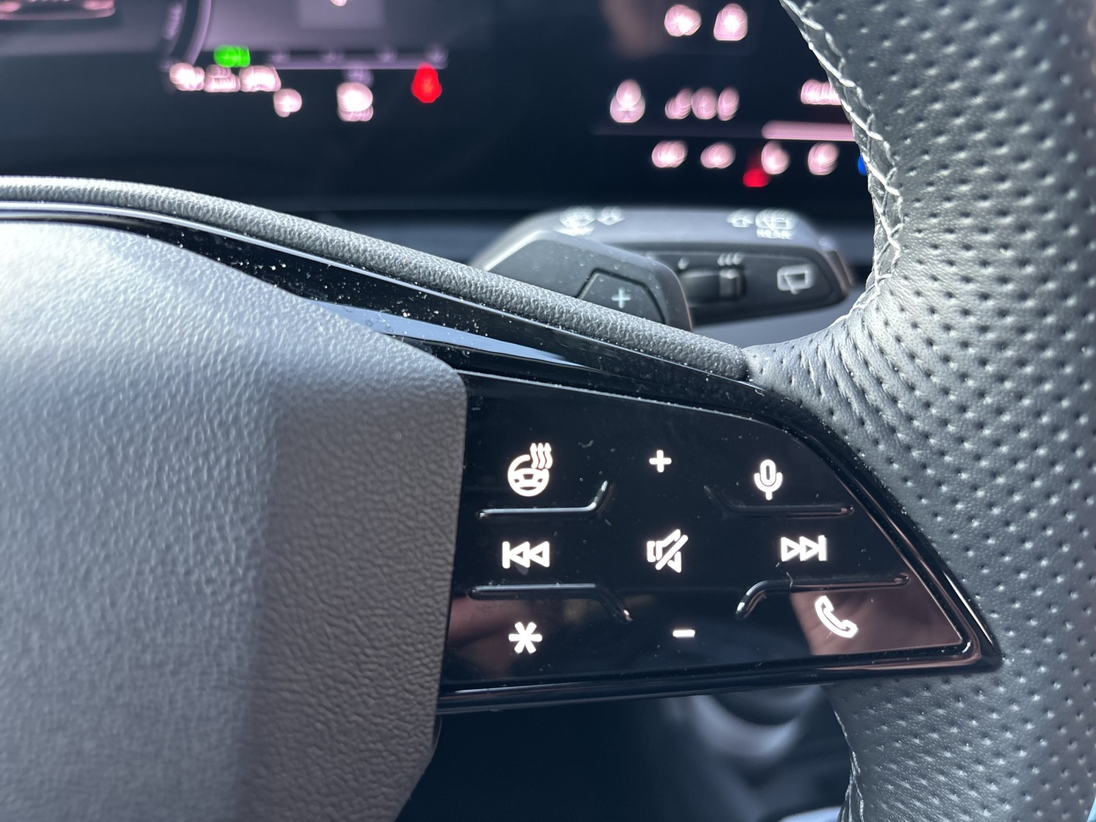 Audi Q6 e-tron quattro S LINE WÄRMEPUMPE B&O AHK LM21