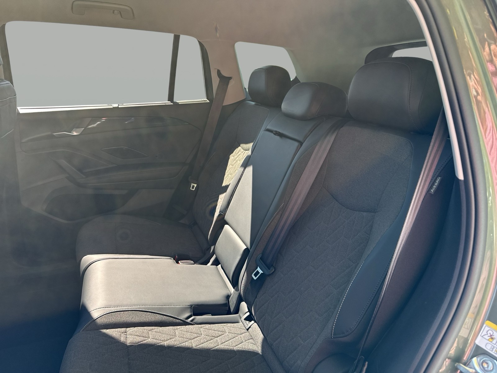 Volkswagen Tayron 2.0 LIFE AHK CAM ACC LM18 CARPLAY SITZHZ.