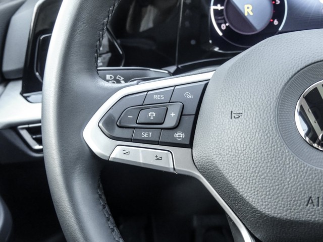 Volkswagen Golf Variant VIII 2.0 LIFE AHK ACC NAVI CARPLAY