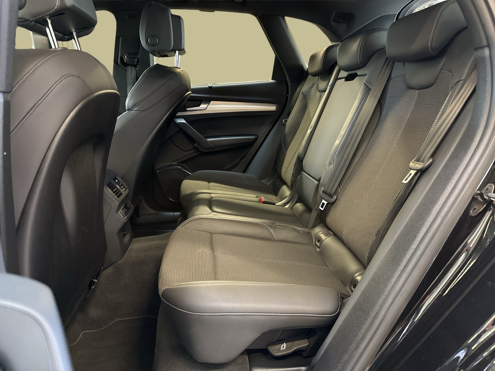 Audi Q5 50 Qu. HYBRID S LINE PANO CAM ALU19 MATRIX