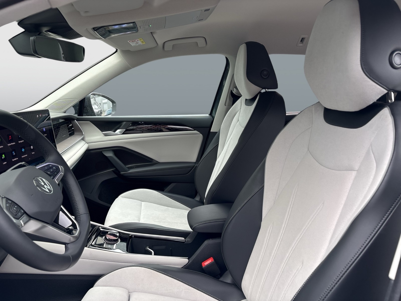 Volkswagen Tayron 1.5 HYBRID ELEGANCE AHK 360°CAM HEAD-UP