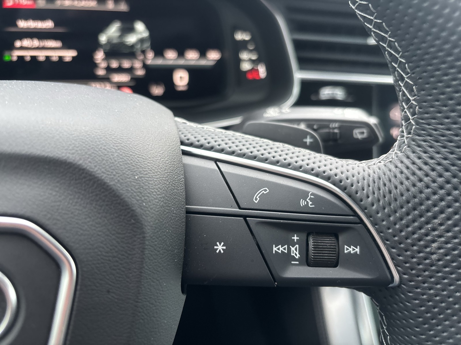 Audi SQ7 quattro PANO B&O AHK 360CAM HDMATRIX HEAD-UP