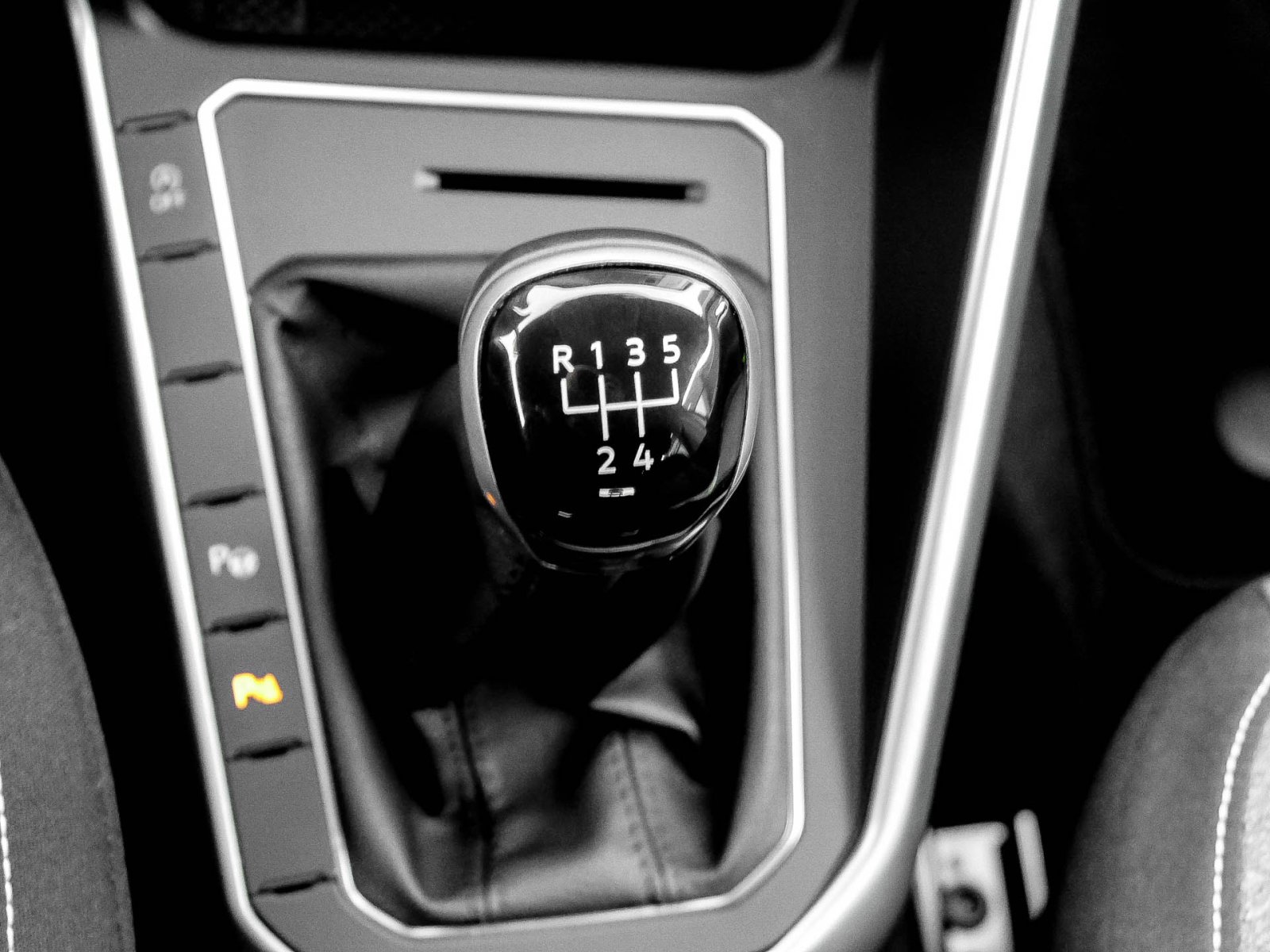 Volkswagen Taigo 1.0 MOVE NAVI SITZHEIZUNG KAMERA CARPLAY