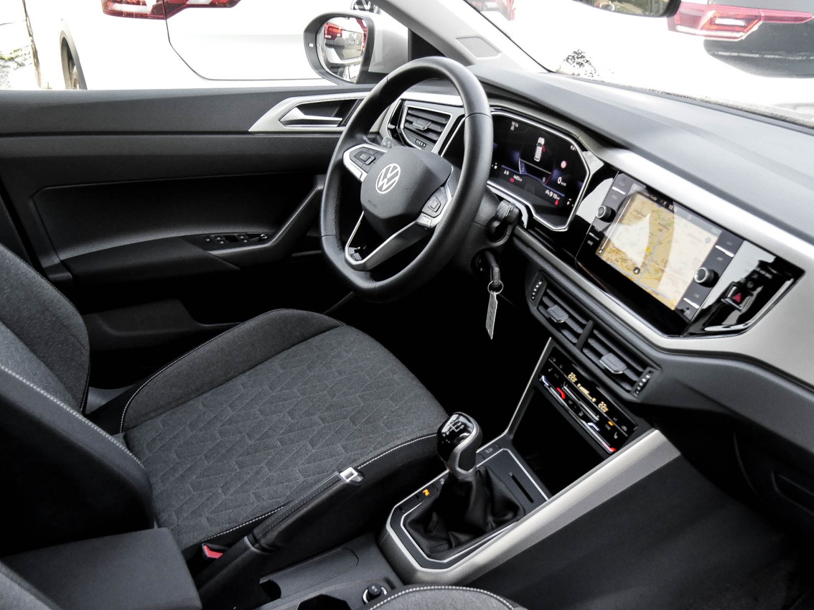 Volkswagen Taigo 1.0 MOVE NAVI SITZHEIZUNG KAMERA CARPLAY