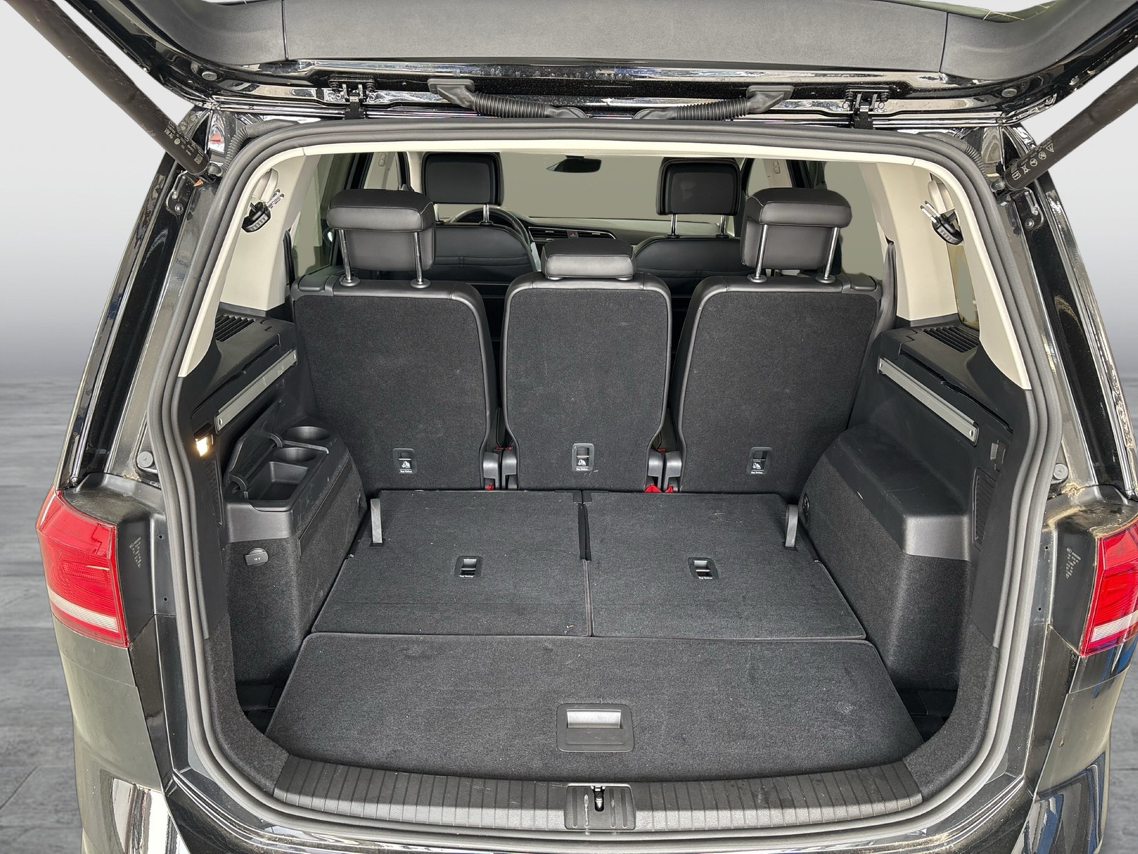 Volkswagen Touran 1.5 GOAL 7SITZE CAM ACC E-KLAPPE NAVI ALU