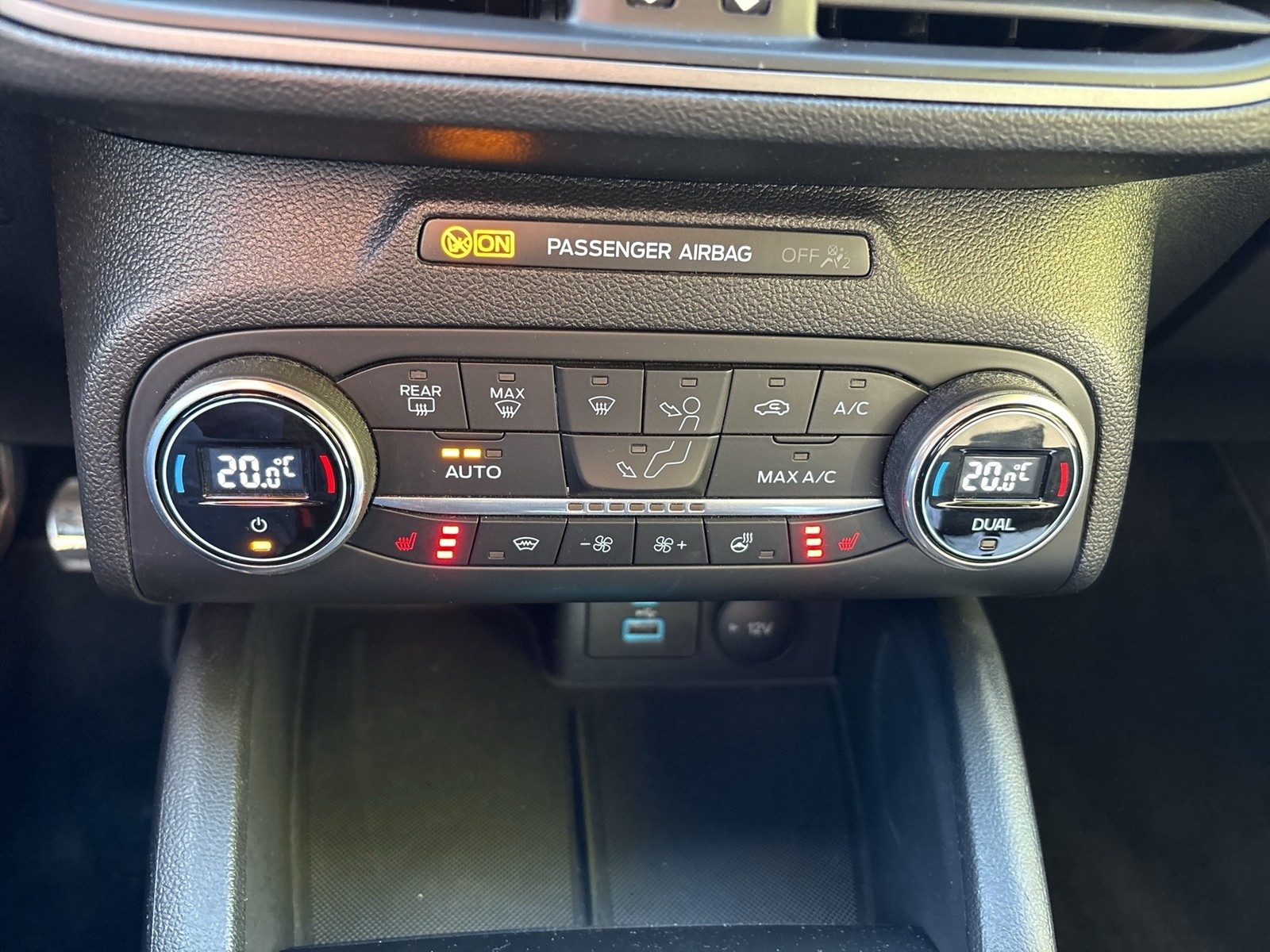 Ford Focus Turnier 1.0 ST-LINE STYLE KAMERA ACC ALU17" NAVI