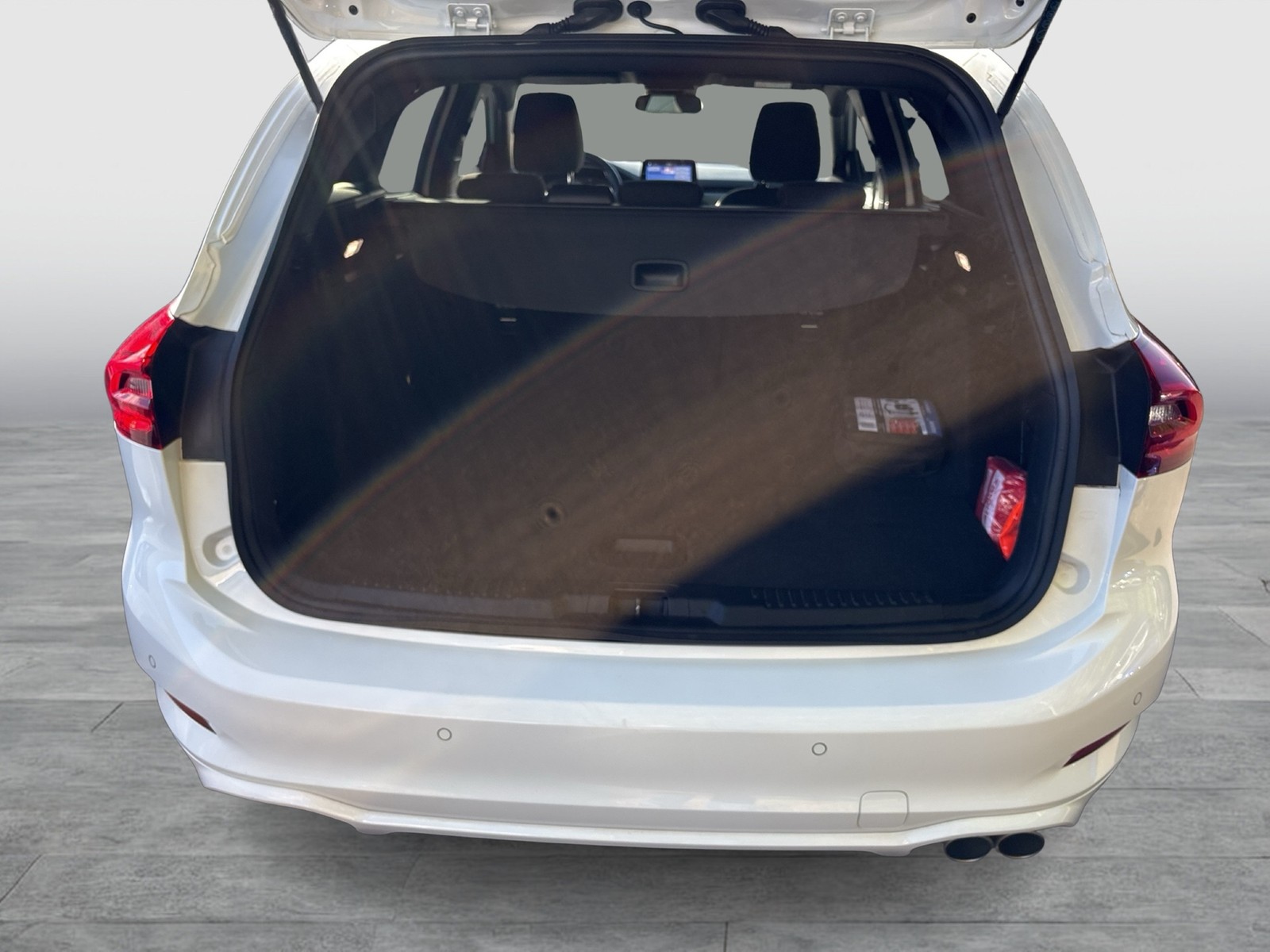 Ford Focus Turnier 1.0 ST-LINE STYLE KAMERA ACC ALU17" NAVI