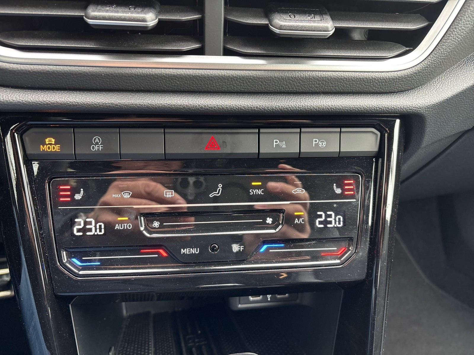 Volkswagen T-Roc Cabriolet 1.5 R-LINE AHK ACC LM17 LED+ NAVI