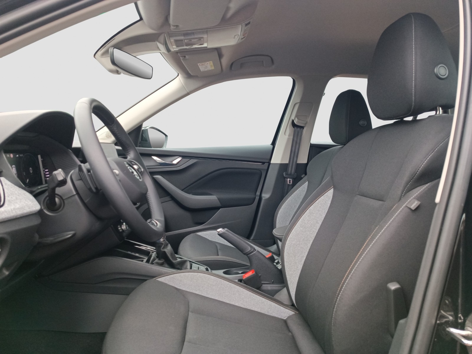Skoda Kamiq 1.0 DRIVE NAVI LEDERLENKRAD CAM SITZHEIZ.