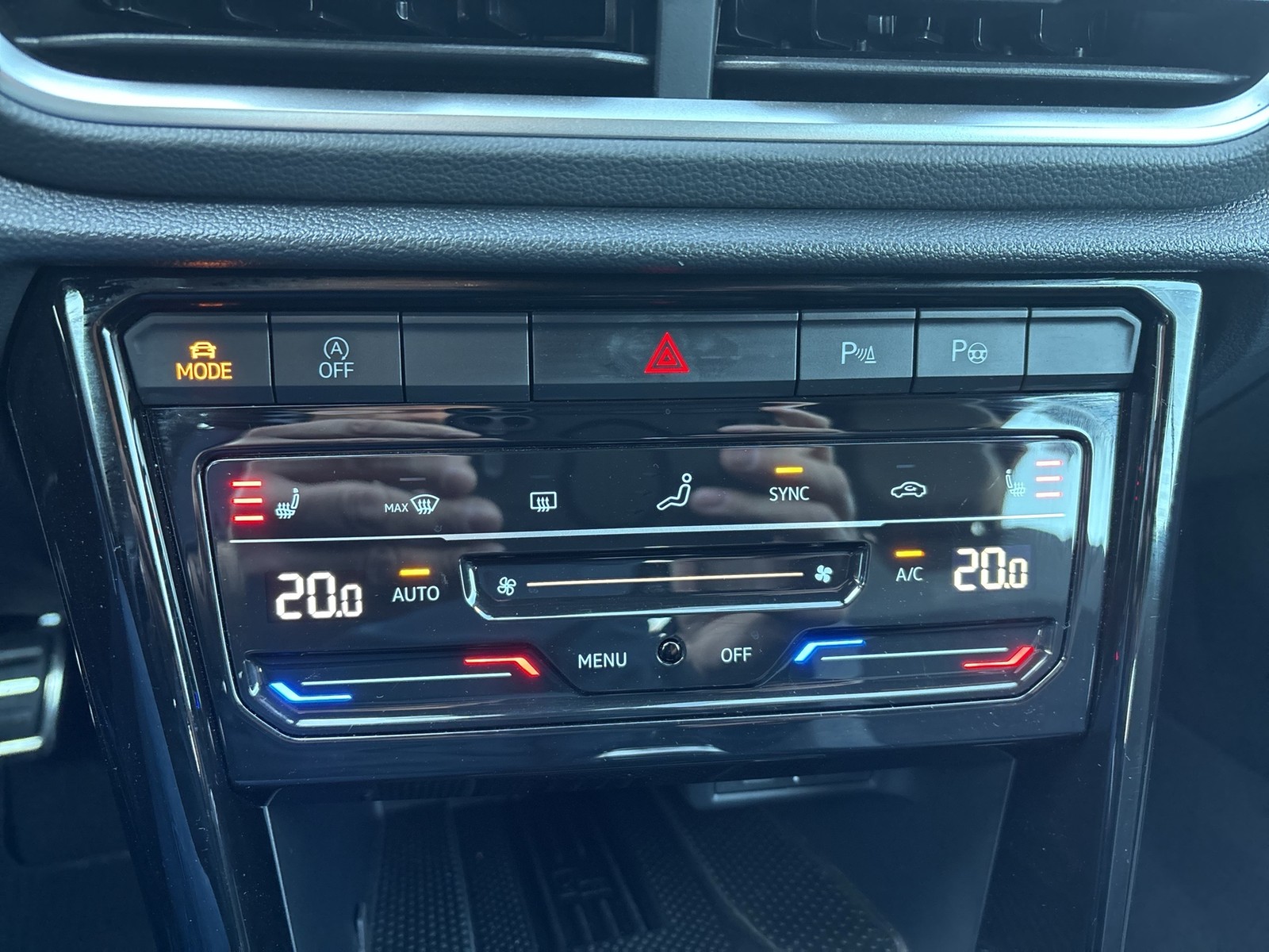 Volkswagen T-Roc Cabriolet 1.5 R-LINE AHK ACC LM17 LED+ NAVI