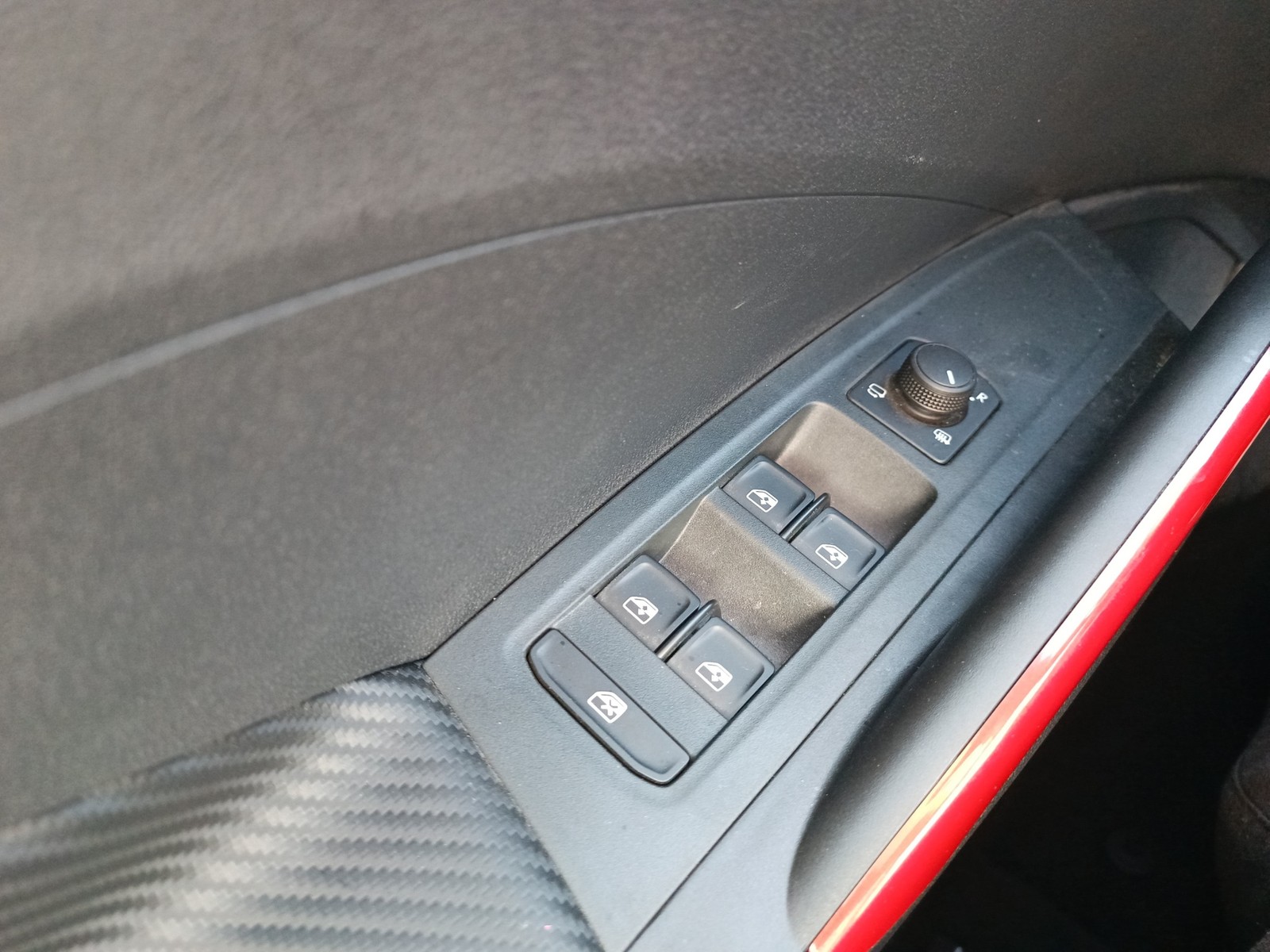 Skoda Fabia 1.0 Monte Carlo NAVI KLIMAAUTO. SITZHEIZ.